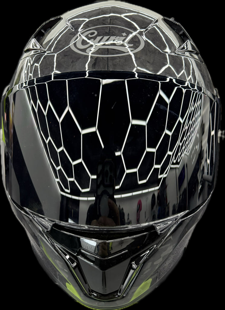 Cyril forged carbon helmet – Alien Rides Cyril forged carbon helmet – Alien Rides